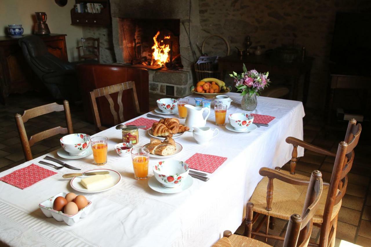 Chambre D'Hote Courtoux Saint-Denis-sur-Sarthon Buitenkant foto